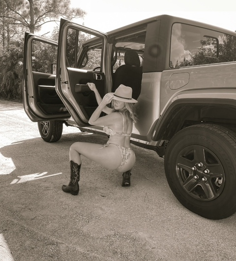 blakesummersxo header picture leakfans.com