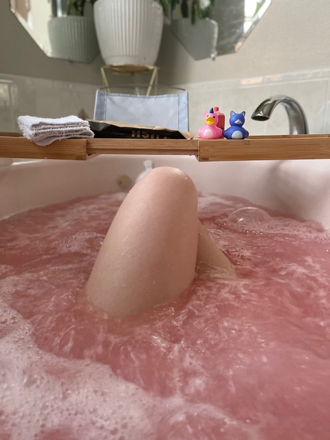 brandyybee header picture leakfans.com