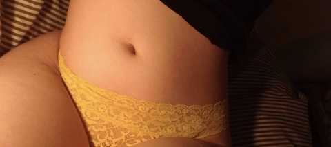 brattyrosa header picture leakfans.com