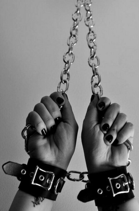 brenna_ header picture leakfans.com