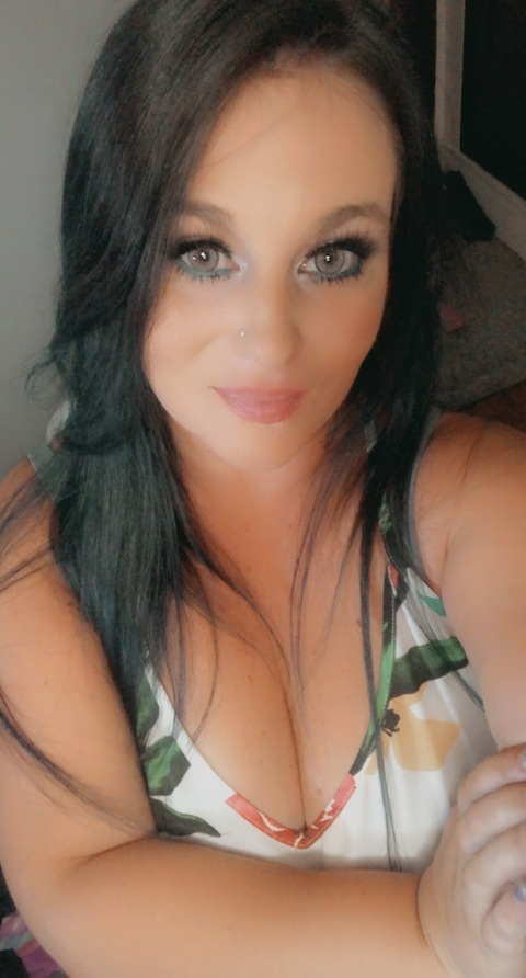 brittnicole218 header picture leakfans.com