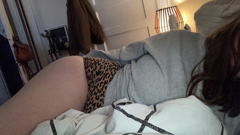 brokebbygirlxo header picture leakfans.com