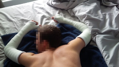 brokenboixx header picture leakfans.com