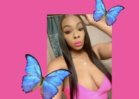 butterflybaddie35 header picture leakfans.com