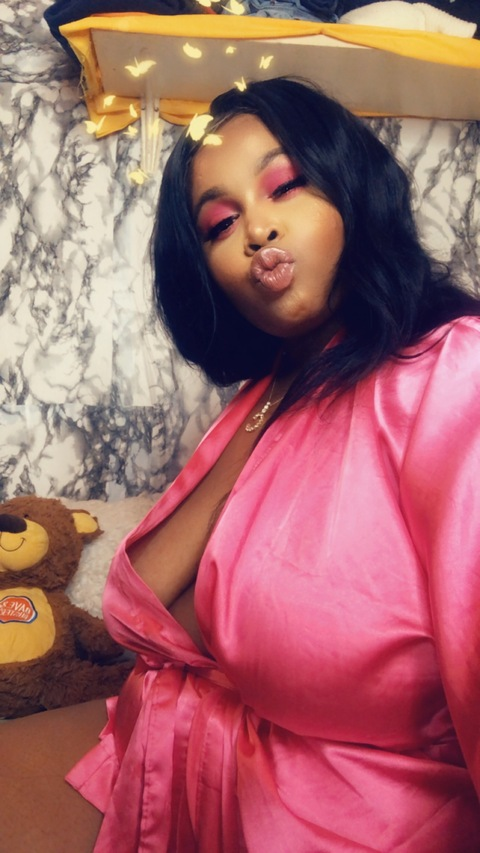 butterscotchqueen header picture leakfans.com