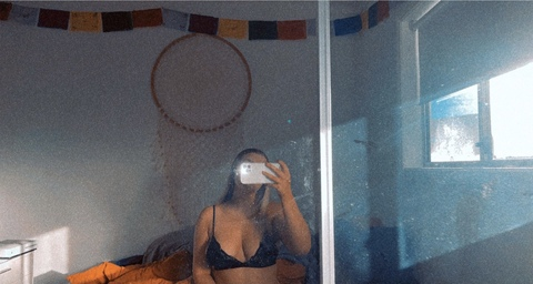 caity20 header picture leakfans.com