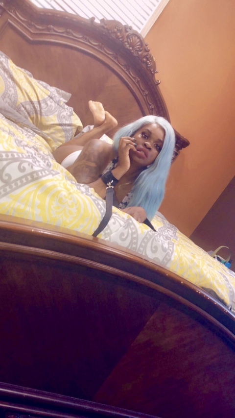 callmesunnyyd header picture leakfans.com