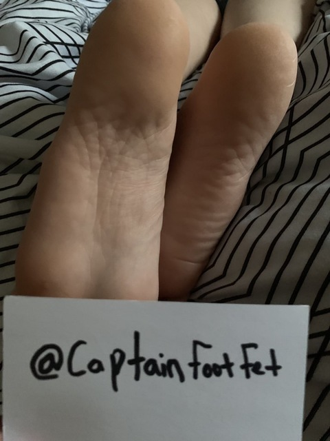 Header of captainfootfet