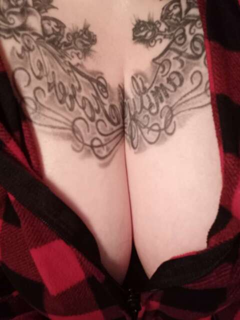 carolinabeautyqueen69 header picture leakfans.com