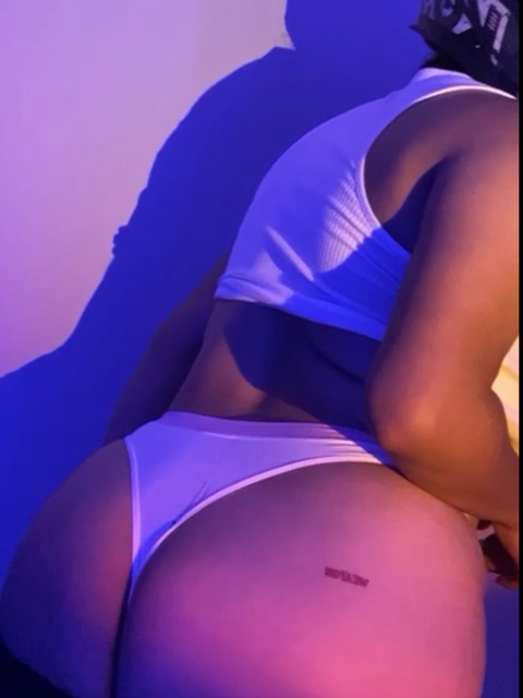 caroline94 header picture leakfans.com