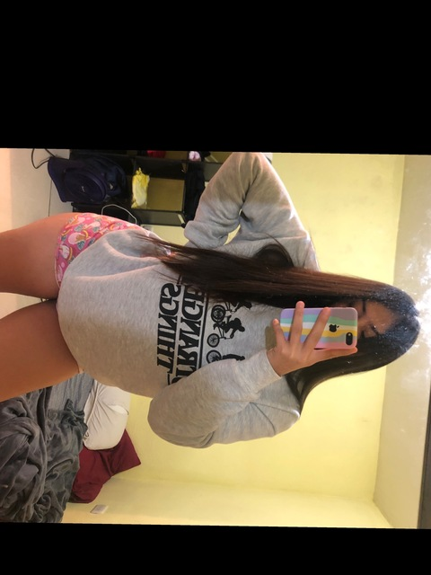 caromora28 header picture leakfans.com