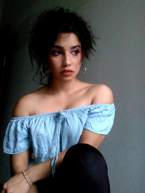 celebri.23 header picture leakfans.com