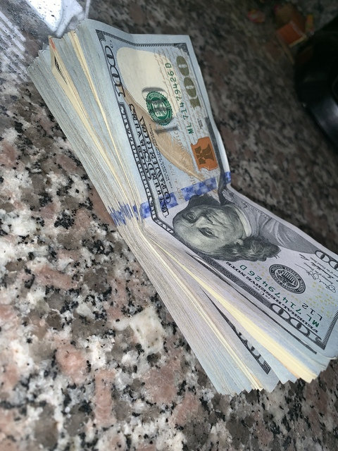 certifiedchamp_ header picture leakfans.com