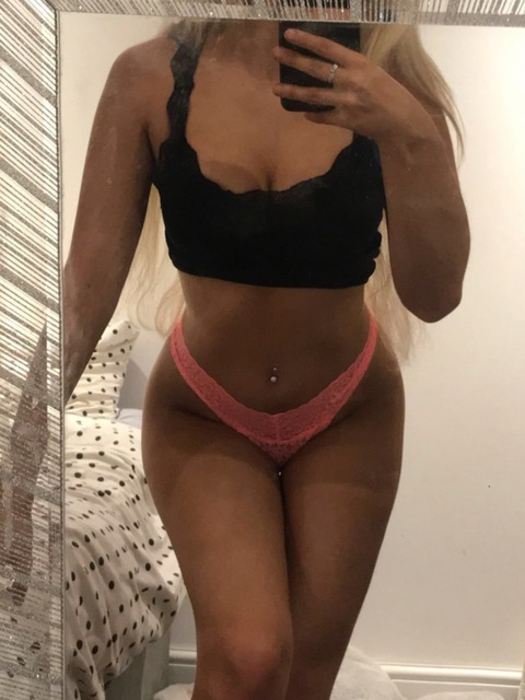 charlie.keiron22 header picture leakfans.com