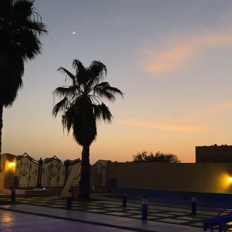 chilllbroski header picture leakfans.com