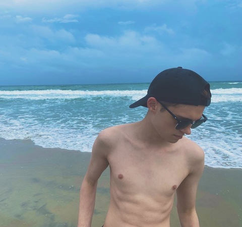 christianreese header picture leakfans.com