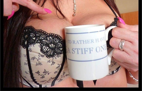 christinax header picture leakfans.com