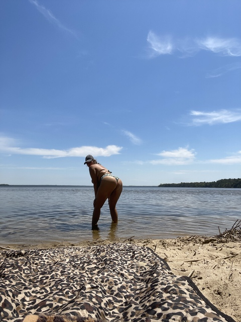 clippy_clit header picture leakfans.com