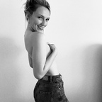 coralemily profile picture leakfans.com