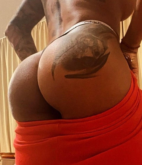 cosmina-habi header picture leakfans.com