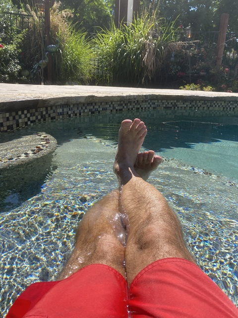 coupleoffools header picture leakfans.com