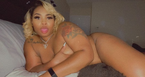 crisssyyy3 header picture leakfans.com