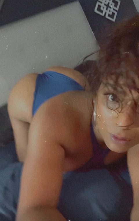 cruzanairelis header picture leakfans.com