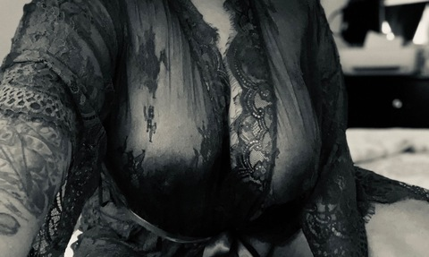 curvygirljc header picture leakfans.com