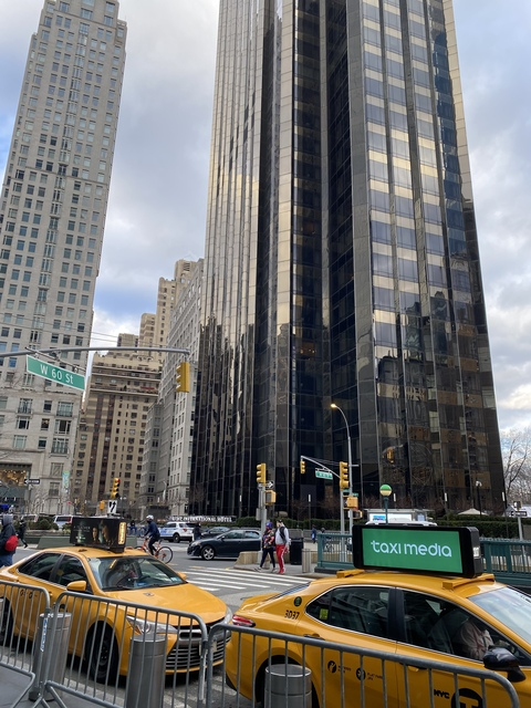 d.holl header picture leakfans.com