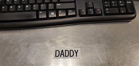 Header of dadbodbradxxx