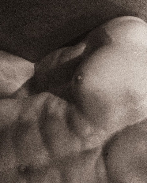 daniel_bfans2022 header picture leakfans.com