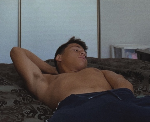 Header of danieldelucaxxx