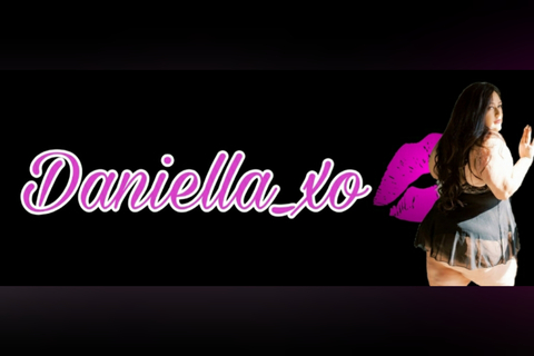 Header of daniella_xo