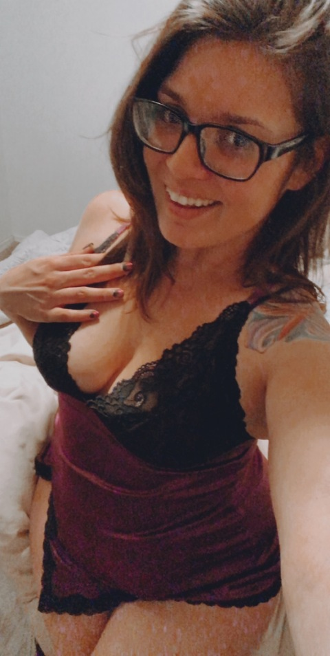 danyelle0420 header picture leakfans.com