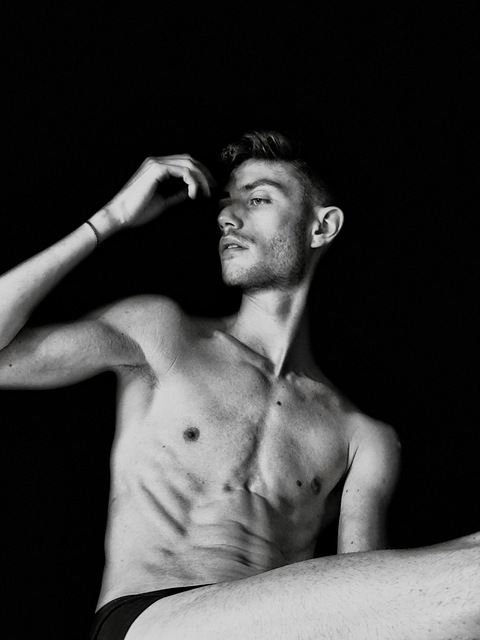 davidefino header picture leakfans.com