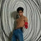 derekpalacioss profile picture leakfans.com