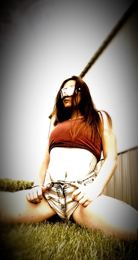 devilpup1734 header picture leakfans.com