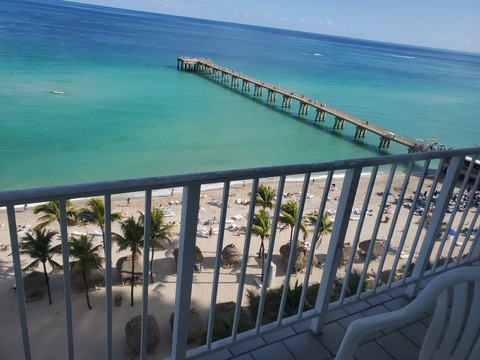 dickemdowntrey header picture leakfans.com