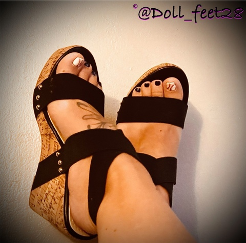 Header of doll_feet28