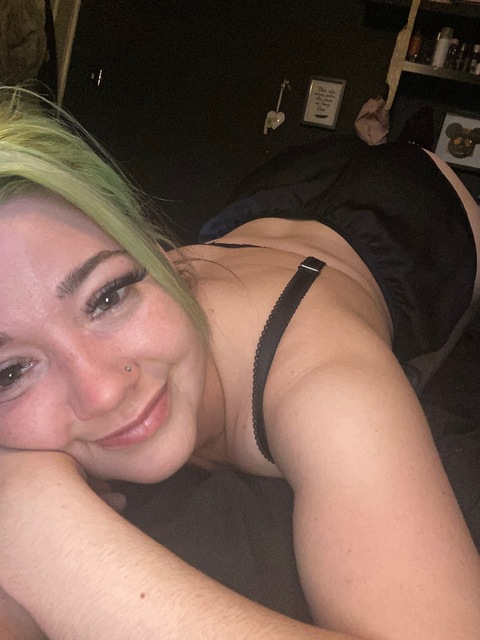 dolly564 header picture leakfans.com