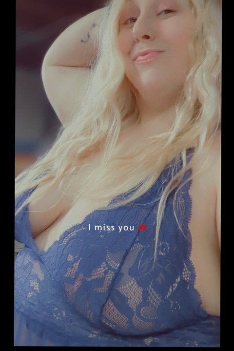 dominasassy424 header picture leakfans.com