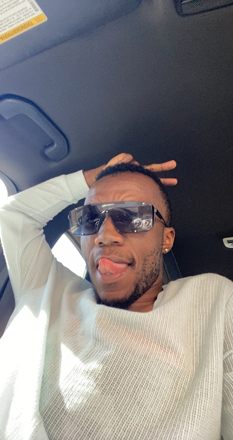 dxxix29 header picture leakfans.com