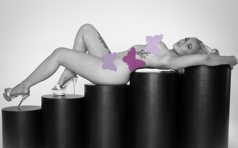 emilypagexox header picture leakfans.com