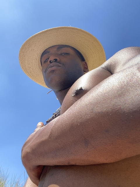 erosmanos header picture leakfans.com