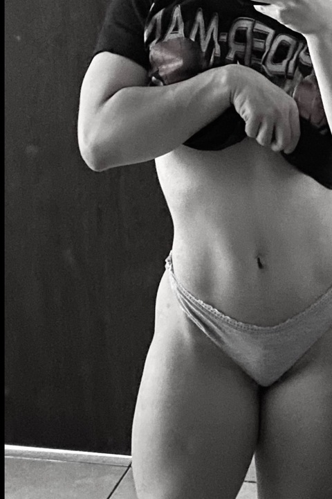 esmegax header picture leakfans.com