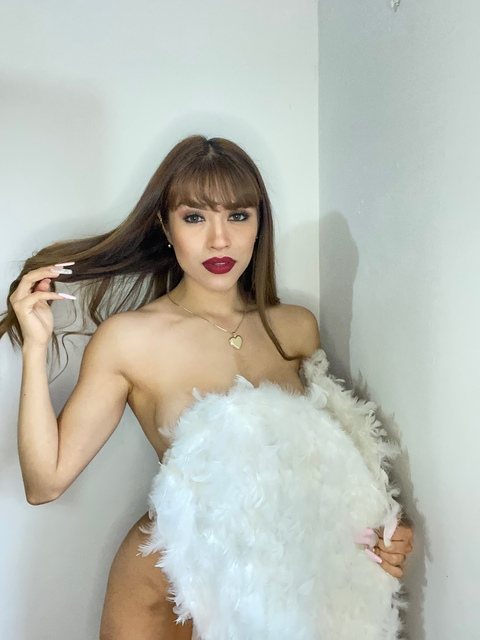 estefybunny header picture leakfans.com