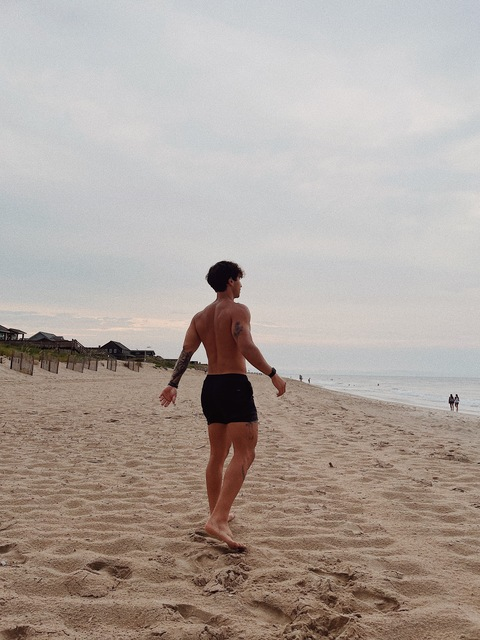 evanlamicella header picture leakfans.com