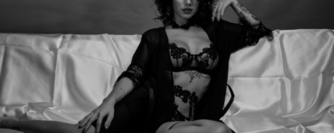 eveee9 header picture leakfans.com