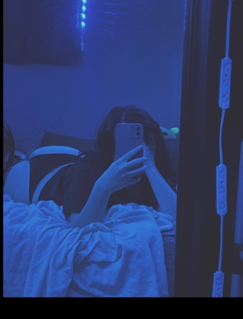 eviebxby header picture leakfans.com