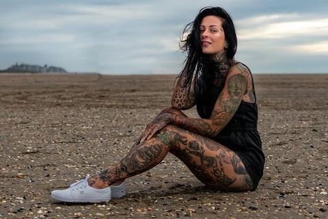 femkefatale header picture leakfans.com